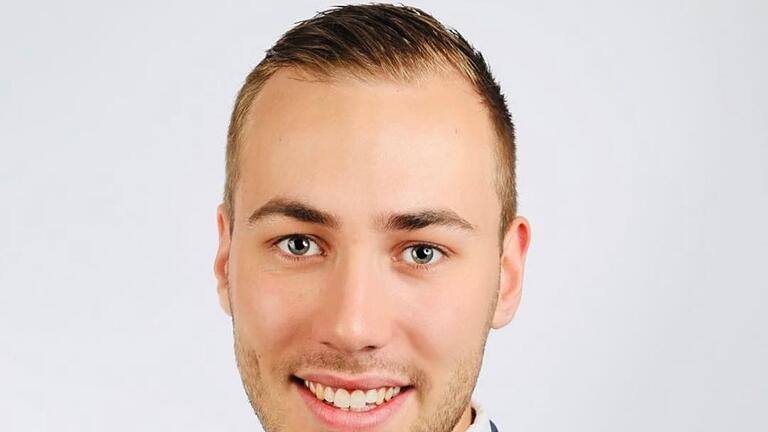 Yannik Pfriem - Stadtrat Yannik Pfriem (Freie Wählerschaft) Yannik Pfriem - Stadtrat Yannik Pfriem (Freie Wählerschaft)