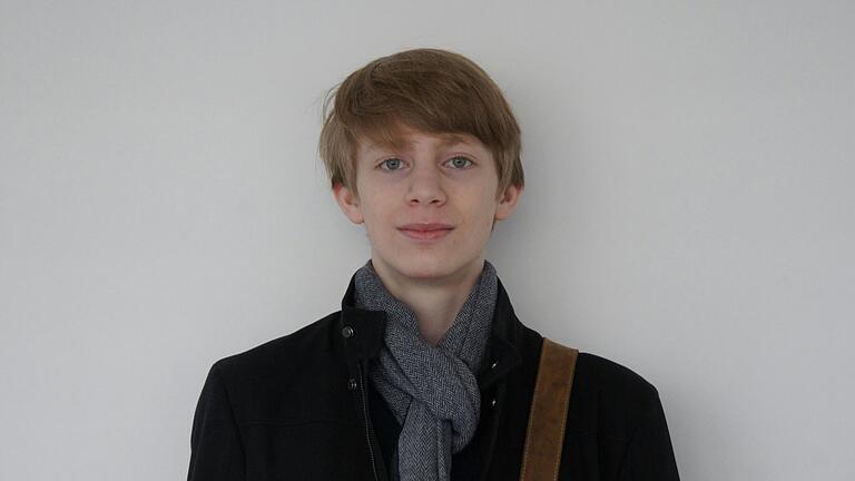 Jonas Pongratz (17) aus Ostheim vor der Rhön hält flexible Arbeitszeiten und die Möglichkeit auf Homeoffice für ein entscheidendes Kriterium bei der Berufswahl. Jonas Pongratz (17) aus Ostheim vor der Rhön hält flexible Arbeitszeiten und die Möglichkeit auf Homeoffice für ein entscheidendes Kriterium bei der Berufswahl.