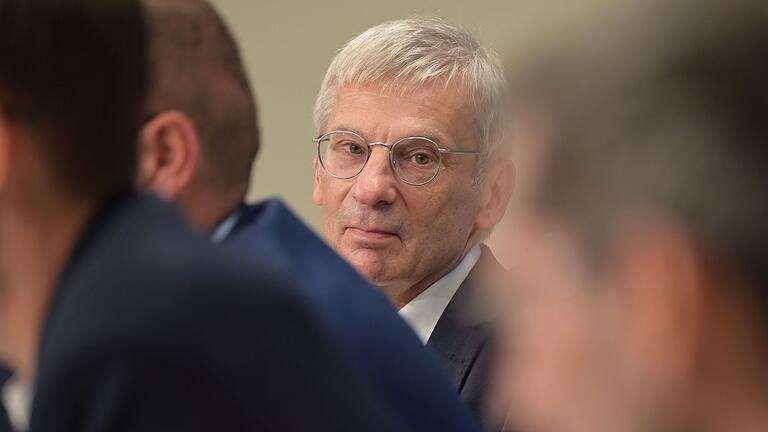 Nach der Landtagswahl in Brandenburg - Der Spitzenkandidat der AfD für die Landtagswahl, Hans-Christoph Berndt, will die erreichte Sperrminorität im Landtag nutzen. Nach der Landtagswahl in Brandenburg - Der Spitzenkandidat der AfD für die Landtagswahl, Hans-Christoph Berndt, will die erreichte Sperrminorität im Landtag nutzen.