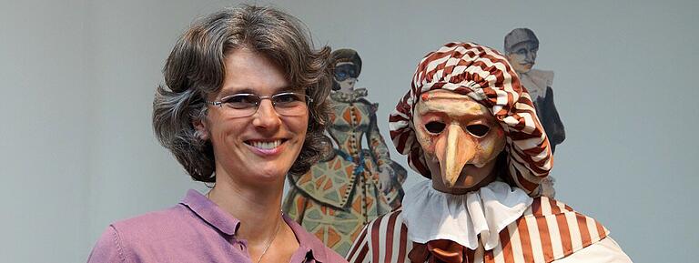 Seit April hat das Deutsche Fastnachtmuseum Kitzingen mit Katrin Hesse eine neue Leitung. Seit April hat das Deutsche Fastnachtmuseum Kitzingen mit Katrin Hesse eine neue Leitung.
