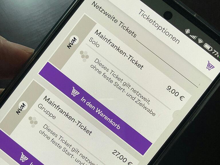 Gibt es bis 30.9.2025 im neuen Verkehrsverbund: das Tagesticket für 9 Euro. Aber Achtung, das gibt es nur in der NVM-App und direkt aufs eigene Smartphone. Gibt es bis 30.9.2025 im neuen Verkehrsverbund: das Tagesticket für 9 Euro. Aber Achtung, das gibt es nur in der NVM-App und direkt aufs eigene Smartphone.
