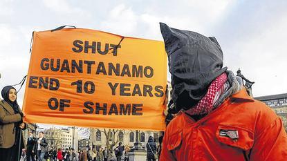 &bdquo;10 Jahre der Schande&ldquo;: Britische Aktivisten demonstrierten am Samstag in London für die Schließung des Gefangenenlagers Guantánamo auf Kuba.