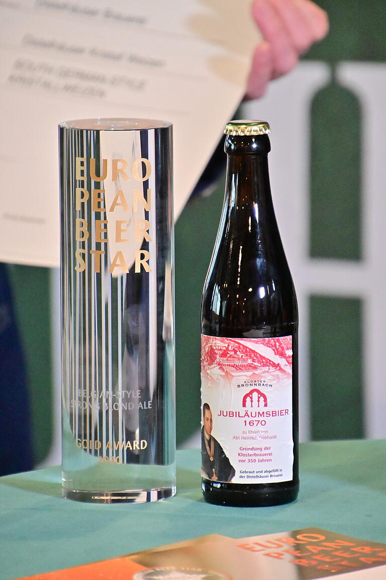 Das 'Jubiläumsbier 1670' ist eines von drei mit Gold ausgezeichneten Bieren der Distelhäuser Brauerei beim European Beer Star.