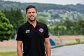 Torsten Ziegner auf dem Gelände des Mannschaftshotels im oberösterreichischen Ampflwang. 'Ich bin froh, dass ich wieder ordentlich zu tun habe', sagt der neue Trainer der Würzburger Kickers.