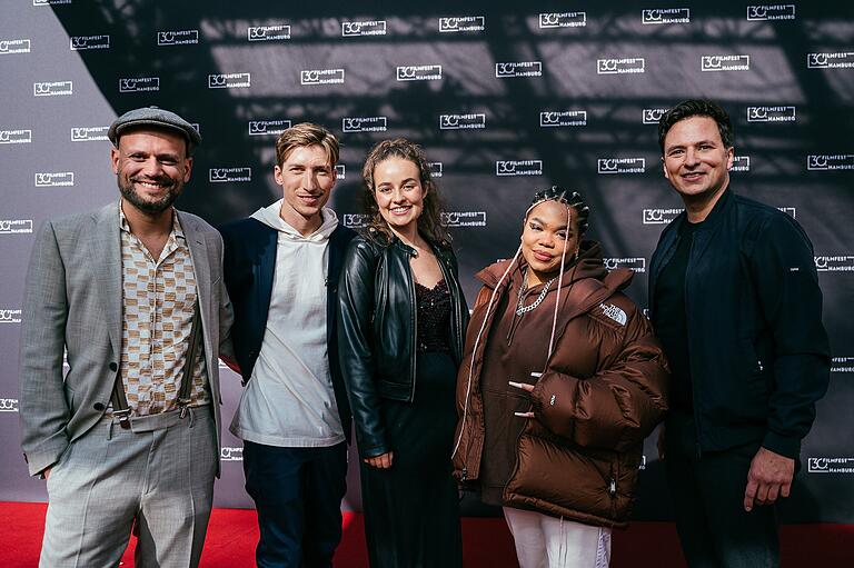 Kai Steinmetz (links) ist arbeitstechnisch in Hamburg stark eingebunden. Der Film'The Social Experiment' feierte Anfang Oktober letzten Jahres auf dem Filmfest Hamburg Premiere. Steinmetz verantwortete unter anderem auch einen Großteil der Postproduktion des Films. (Archivbild)