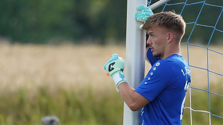 Wachsamer Keeper des FC Fuchsstadt im Testspiel gegen seinen Ex-Klub FC 05 Schweinfurt: Lukas Wenzel.