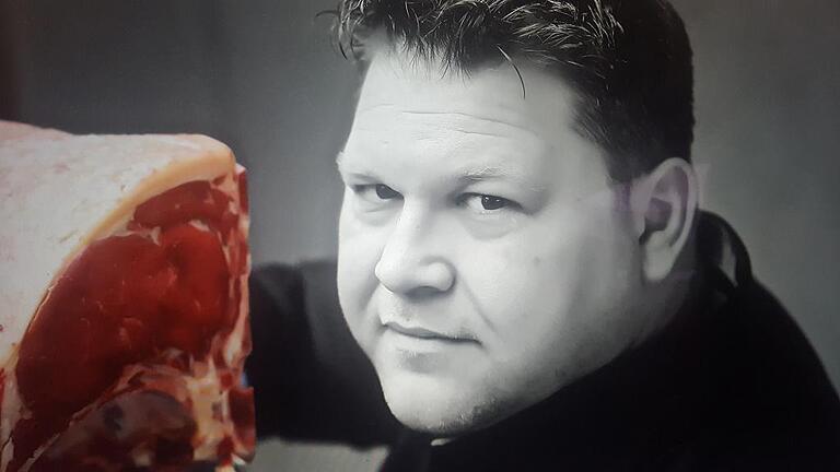 Riechen, Fühlen, Schmecken: Als Fleischsommelier geht es dem Geldersheimer Metzgermeister Christian Feiler vor allem um die Sensorik.
