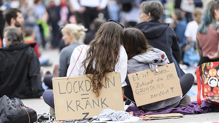 Auch in Würzburg gab es am Wochenende Proteste gegen den Lockdown.