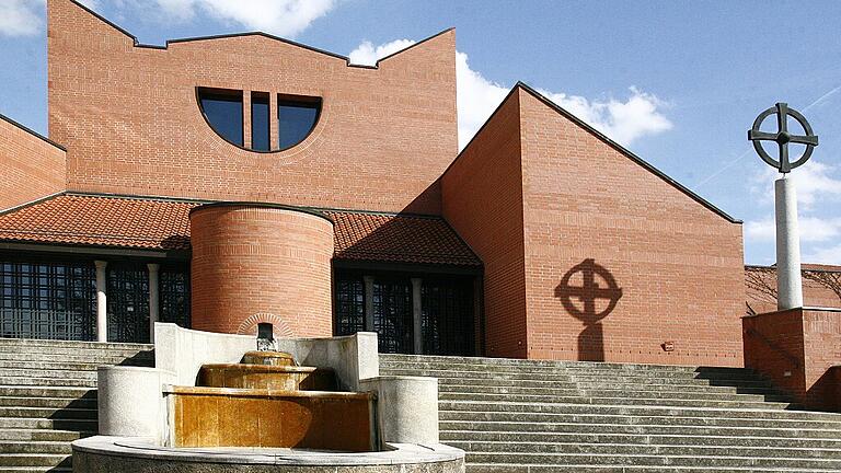 Das Geistliche Zentrum auf dem Schwanberg Das Geistliche Zentrum auf dem Schwanberg