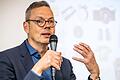 In der Galerie Michel hat Professor Peter Bofinger beim '3. Kunst.Kultur.Kongress' über den gewaltigen gesellschaftlichen Umbruch durch das digitale Zeitalter gesprochen.