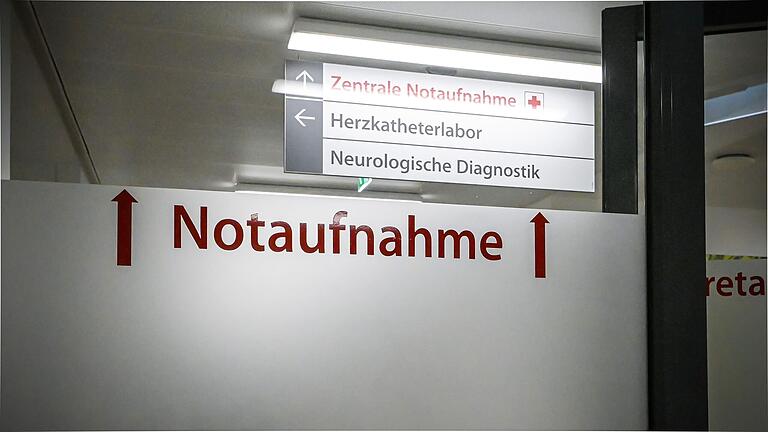 Direkt vor der Notaufnahme des Rhön-Klinikum Campus bekam Erika Longino ein lebensbedrohliches Kammerflimmern. Direkt vor der Notaufnahme des Rhön-Klinikum Campus bekam Erika Longino ein lebensbedrohliches Kammerflimmern.