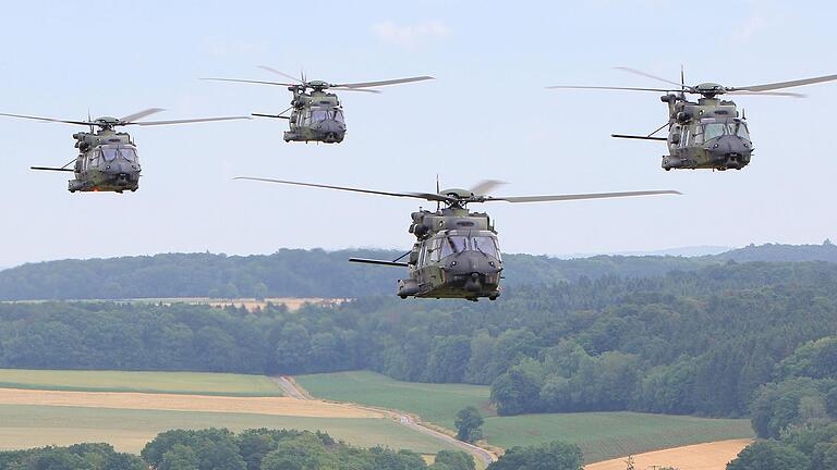 NH90 Hubschrauber werden in den kommenden zwei Wochen verstärkt in der Region Main-Tauber im Tiefflug unterwegs sein.&nbsp;