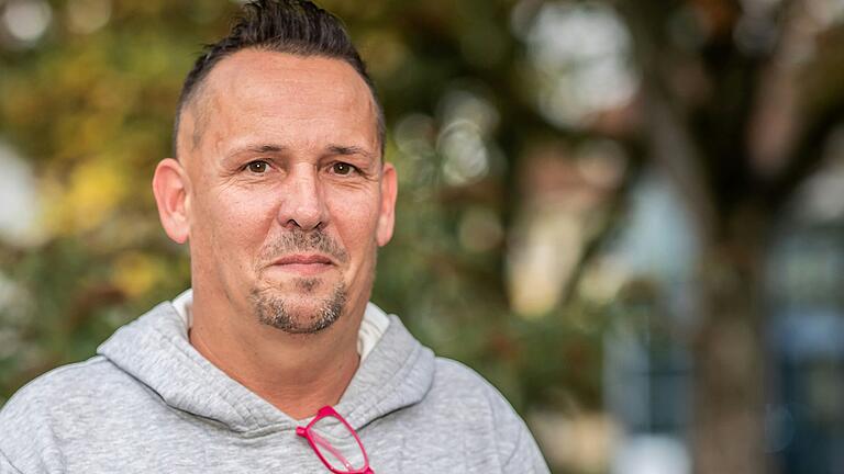 Volker Kuhn (52) aus Bad Kissingen fordert, alle Kliniken zu verstaatlichen.