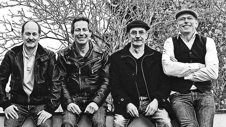Raldys Wirthaus präsentiert die Band Cold Heat aus Bad Mergentheim am Samstag, 13. April, mit Classic-Rock und Blues live in Pülfringen-Zentrum.Bekannte Künstler der "Seventies" werden mit Spielfreude und Feingefühl mitreißend auf die Bühne gebracht, heißt es in einer Pressemitteilung. Jeder der Musiker bringt mehr als 30 Jahre Band- und Bühnenerfahrung mit. Konzertbeginn ist um 20.30 Uhr, Einlass ab 17 Uhr. Der Eintritt ist frei. Infos unter Tel.: (09340) 1323. Raldys Wirthaus präsentiert die Band Cold Heat aus Bad Mergentheim am Samstag, 13. April, mit Classic-Rock und Blues live in Pülfringen-Zentrum.Bekannte Künstler der "Seventies" werden mit Spielfreude und Feingefühl mitreißend auf die Bühne gebracht, heißt es in einer Pressemitteilung. Jeder der Musiker bringt mehr als 30 Jahre Band- und Bühnenerfahrung mit. Konzertbeginn ist um 20.30 Uhr, Einlass ab 17 Uhr. Der Eintritt ist frei. Infos unter Tel.: (09340) 1323.