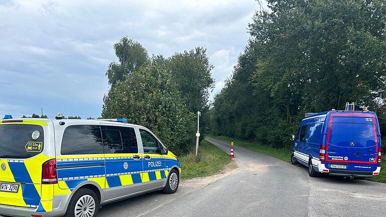 Leichen im Münsterland gefunden       -  Ein Hund entdeckte am Sonntag zunächst einen Stiefel - dann kamen zwei Leichen zum Vorschein.