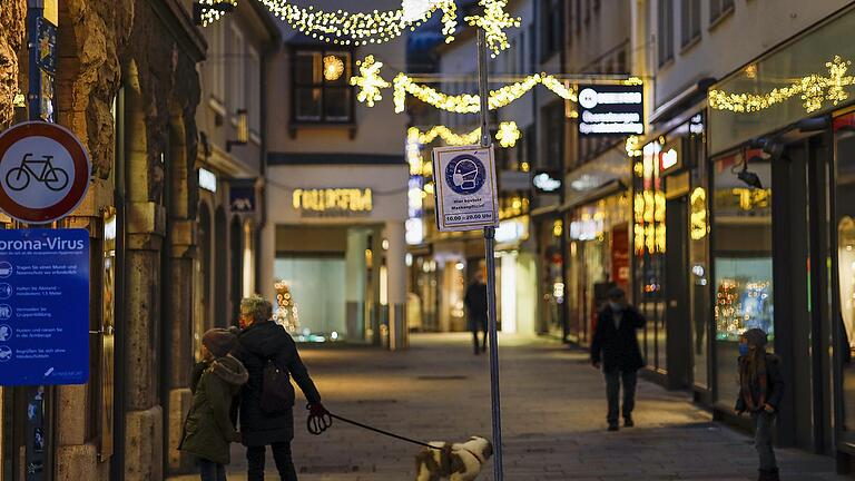 Eindeutige Regel: Auch an Weihnachten gilt zwischen 21 und 5 Uhr eine Ausgangssperre.&nbsp;