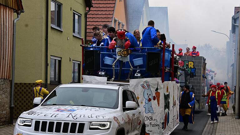 Die Narrenkinder hatten in diesem Jahr das Boxen zu ihrem Thema gemacht und kamen sehr gut an.