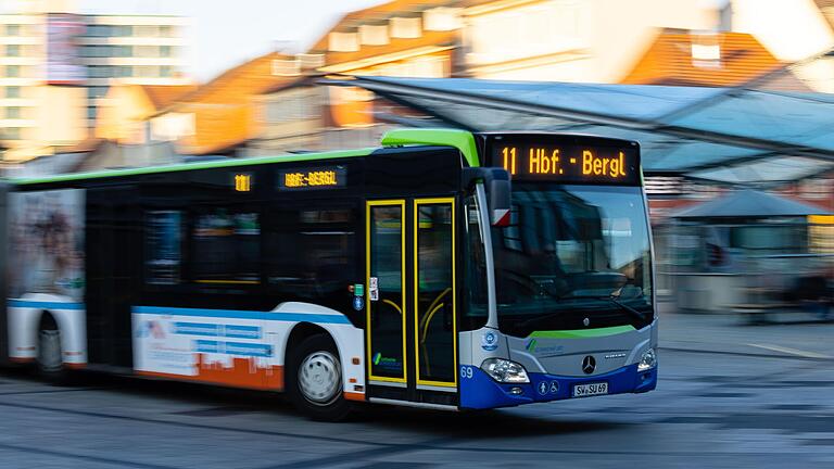 Eine Ausweitung der Tarifzone 1 der Schweinfurter Stadtbuslinie (Symbolbild) bis Bergrheinfeld lehnte der Hauptausschuss ab und stimmte gegen einen Antrag von Ulrike Schneider.