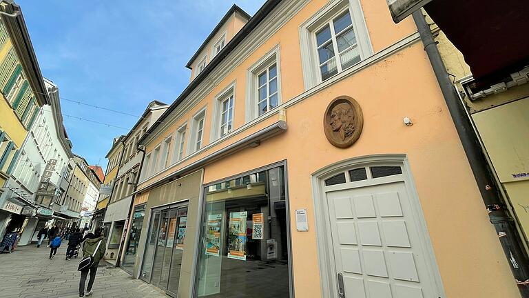 Viele Geschäfte in Schweinfurt stehen leer. Viele Geschäfte in Schweinfurt stehen leer.