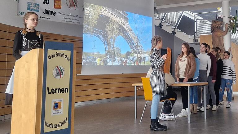 Auf dem Foto Lucy Kürschner, Jessica Fischer, Sofia Miller, Jette Kopp, Maria Reder, Isabell Larisch, Hannah Kürschner.