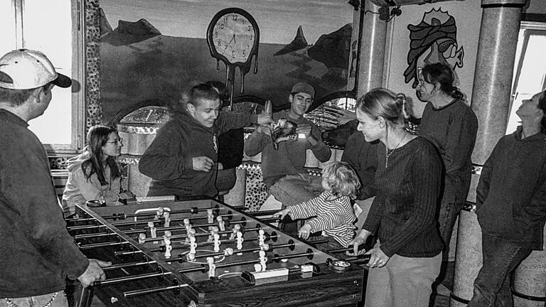 Das Jugendhaus der Stadt Gerolzhofen war lange Zeit ein beliebter Treffpunkt für Kinder und Jugendliche. Das Jugendhaus der Stadt Gerolzhofen war lange Zeit ein beliebter Treffpunkt für Kinder und Jugendliche.