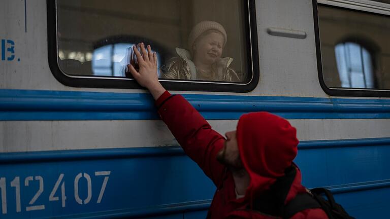 Millionen von Ukrainern befinden sich derzeit wegen des russischen Angriffs auf der Flucht. Die Auswirkungen sind enorm – auch für den Landkreis Kitzingen.