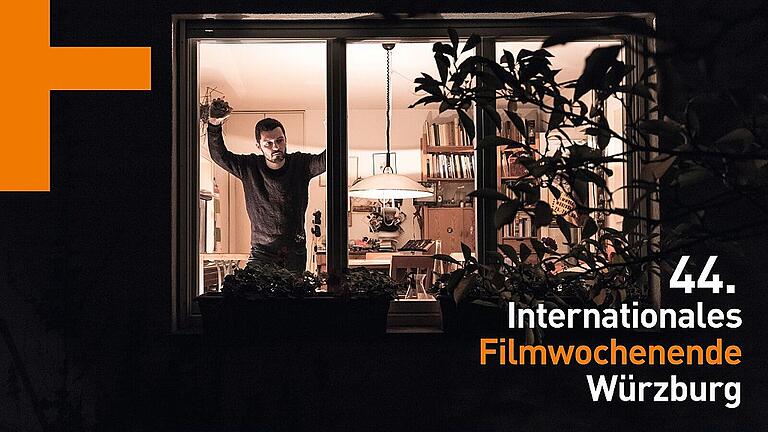 Das Plakat zum Internationalen Filmwochenende. Der Gedanke dahinter: Wir sind Darsteller unseres Lebens und gleichzeitig Zuschauer auf das der anderen. Entwurf: Dirk Nitschke/Atelier zudem Das Plakat zum Internationalen Filmwochenende. Der Gedanke dahinter: Wir sind Darsteller unseres Lebens und gleichzeitig Zuschauer auf das der anderen. Entwurf: Dirk Nitschke/Atelier zudem