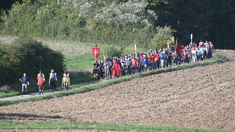 Nach sechs Tagen und 220 Kilometern sind die Ochsenfurter Kreuzbergwallfahrer wohlbehalten zu Hause angekommen.