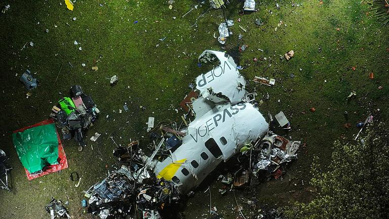 Flugzeugabsturz in Brasilien mit 62 Toten       -  Der gesamte Inhalt des Flugdatenschreibers und Stimmenrekorders konnte gesichert werden.