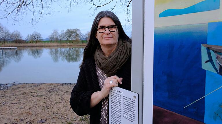 Am Irmelshäuser See ist der Auferstehungsweg fast an seinem Ende angelangt. Dort geht es um eine biblische Szene, die am See Genezareth spielt. Für die Irmelshäuser Pfarrerin Beate Hofmann-Landgraf ist es ein ganz besonderer Ort.