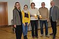 Die Vertreterversammlung wählte Bettina Wegner-Schmidt einstimmig als neues Mitglied des Vorstands der Caritas-Stiftung. Caritas-Vorstandsvorsitzende Anke Schäflein (links) und Caritasratsvorsitzender Johannes Simon (rechts) gratulieren. Die bisherigen Vorstandsmitglieder Birgit Bayer (Mitte) und Werner Kaffer wurden herzlich verabschiedet.