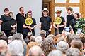 Hut ab vor der Theatergruppe 'HutAb!' der OBA. Auf der Bühne zeigten die Schauspielerinnen und Schauspieler, warum die Offene Behindertenarbeit ihr Zuhause ist.&nbsp;