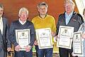 Treue und Engagement: Der Turnverein ernannte vier Personen zu Ehrenmitgliedern (von links): Vorsitzender Werner Fischer, Werner Blum, Karl-Heinz Diener, Siegfried Krutsch sowie Anneliese Larösch.