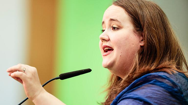 Grünen-Chefin Ricarda Lang - Grünen-Chefin Ricarda Lang kritisiert die Kommunikation von Bundeskanzler Olaf Scholz (SPD) beim Thema Raketenstationierung. (Archivbild) Grünen-Chefin Ricarda Lang - Grünen-Chefin Ricarda Lang kritisiert die Kommunikation von Bundeskanzler Olaf Scholz (SPD) beim Thema Raketenstationierung. (Archivbild)