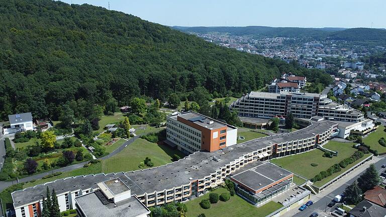 Das Parkwohnstift in Garitz verfügt über weite Außenanlagen. Das Parkwohnstift in Garitz verfügt über weite Außenanlagen.