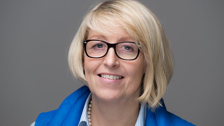 Thea Kohlroß, Bürgermeisterin von Schollbrunn. Thea Kohlroß, Bürgermeisterin von Schollbrunn.