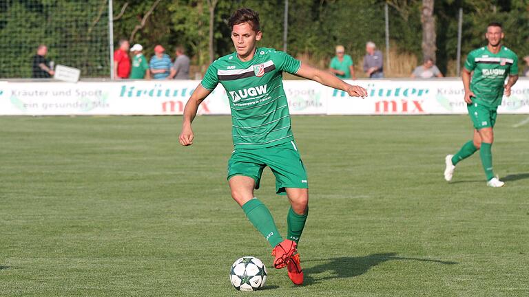 Markus Thomann, hier noch am Ball für den TSV Abtswind, kickt wieder für seinen Heimatverein SG Dittelbrunn. Markus Thomann, hier noch am Ball für den TSV Abtswind, kickt wieder für seinen Heimatverein SG Dittelbrunn.