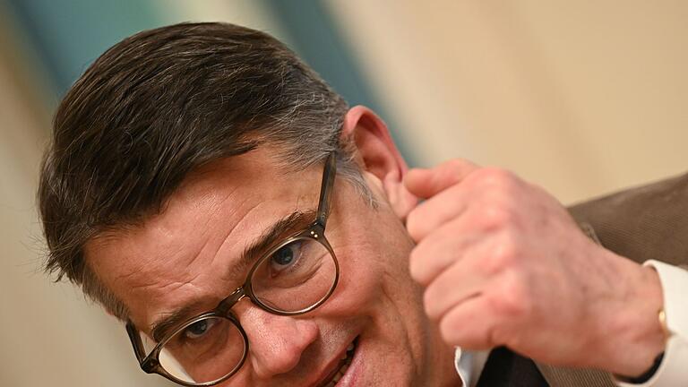 Boris Rhein       -  Hessens Ministerpräsident Rhein fordert gemeinsame Strategie mit Bund für Finanzplatz Frankfurt (Archivbild).