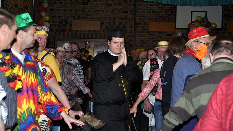 Tim Landeck als Faschingsprediger