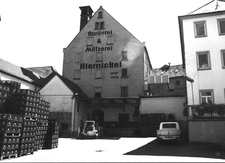 Sie ist lange Geschichte: Die Brauerei Hiernickel im Herzen von Haßfurt. Sie ist lange Geschichte: Die Brauerei Hiernickel im Herzen von Haßfurt.