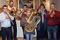Klein aber fein ist der Posaunenchor mit seiner gewöhnlich acht Mann starken Besetzung heute. Die Musiker freuen sich über Verstärkung aus allen Altersgruppen.