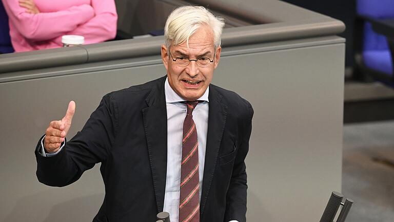 Bundestag - Mathias Middelberg ruft FDP zum Ampel-Bruch auf. Bundestag - Mathias Middelberg ruft FDP zum Ampel-Bruch auf.