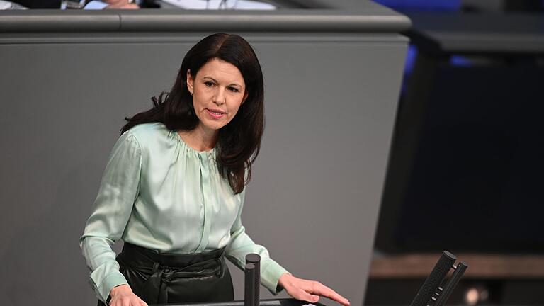 Katja Leikert - Katja Leikert (CDU) ist Obfrau der Unionsfraktion im Familienausschuss. (Archivfoto) Katja Leikert - Katja Leikert (CDU) ist Obfrau der Unionsfraktion im Familienausschuss. (Archivfoto)