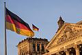 Reichstagsgebäude       -  Ein neuer Bundestag ist gewählt, aber der alte tritt noch einmal in Aktion.