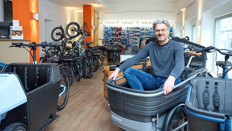 Stefan Dietrich hat mit 'cargovelo' seinen Fachhandel für Lastenräder im Würzburger Stadtteil Grombühl eröffnet.