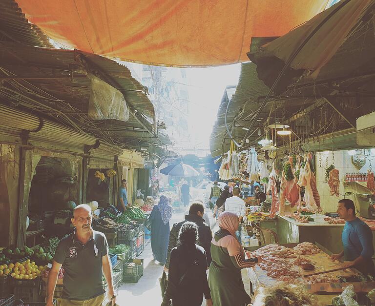 Der alte Markt von Tripoli im Libanon