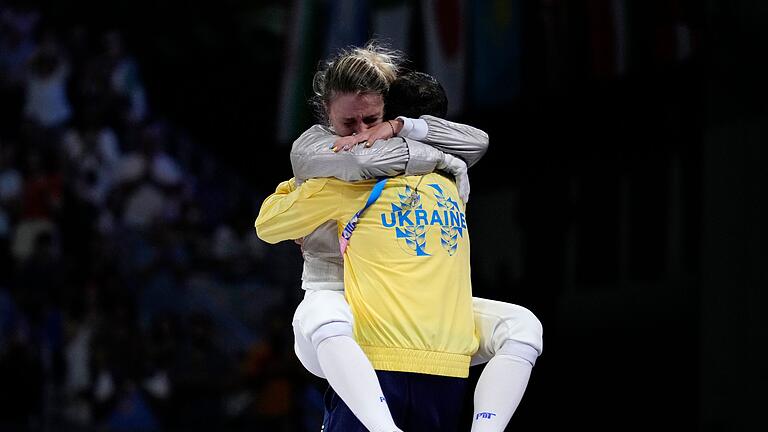 Paris 2024 - Fechten       -  Im Gefecht um Bronze gewann Olga Charlan nach großem Rückstand noch.