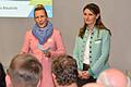 Sabine Sitter (rechts) und ihre Wahlkampfberaterin Susi Keller bei ihrer ersten 'Denkwerkstatt', die am 21. November in Partenstein stattfand.
