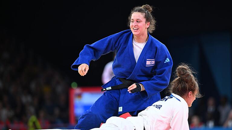 Paris 2024 - Judo       -  Inbar Lanir (oben) holte Silber in der Gewichtsklasse bis 78 Kilogramm.
