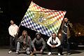 Die Würzburger Band 'Widersacher aller Liedermacher' haben für ihren Auftritt auf dem Münchener Oktoberfest eine bayerische Regenbogenfahne gebastelt.